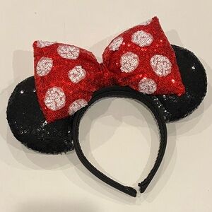 Black Sequin Minnie Mouse Ears with Polka Dot Red Bow